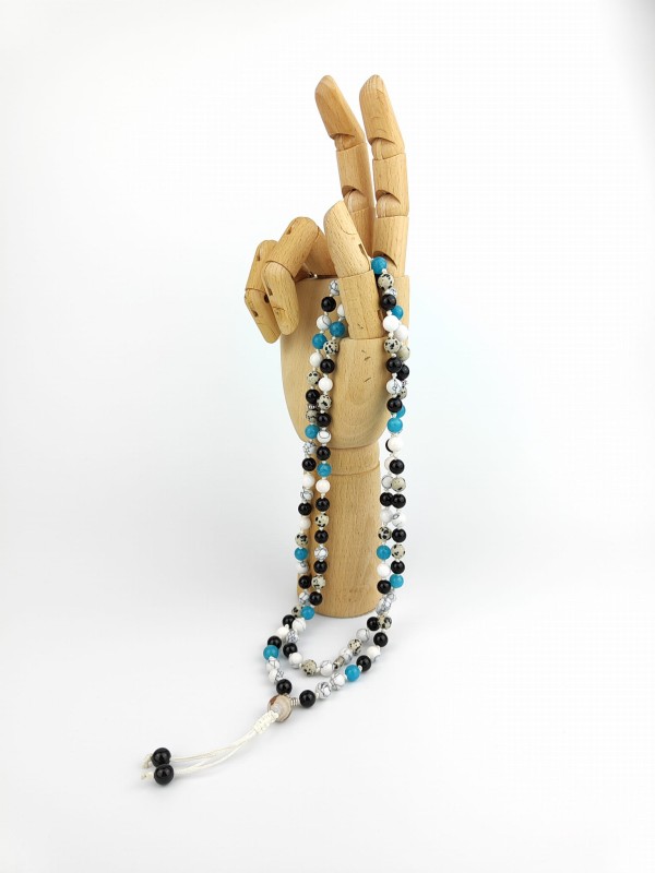 Mala z ka 1mieni naturalnych 108 koralików CHAKRA STONES  JAPA MALA  naszyjnik  Onyks, Jaspis Dalmatyński, Kwarc niebieski , Jadeit Biały.jpg