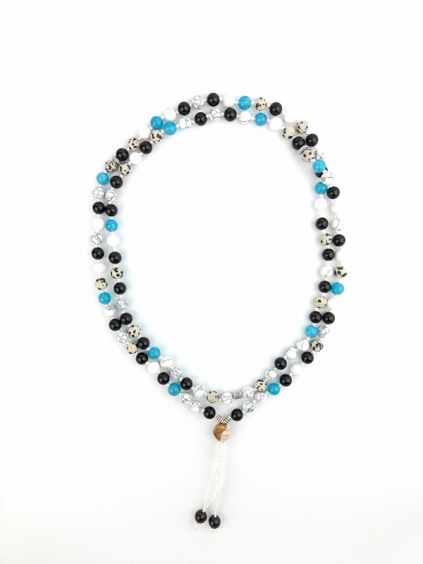 Mala z kamieni naturalnych 108 koralików CHAKRA STONES  JAPA MALA  naszyjnik  Onyks, Jaspis Dalmatyński, Kwarc niebieski , Jadeit Biały.jpg