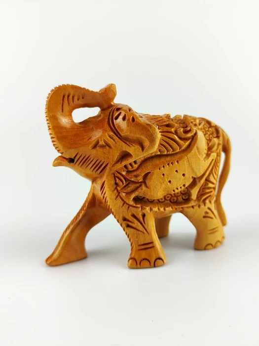 Figurka drewniana Słoń ELEPHANT tradycyjne rzeźbienia zwierząt na grzbiecie   rozmiar M 1.webp