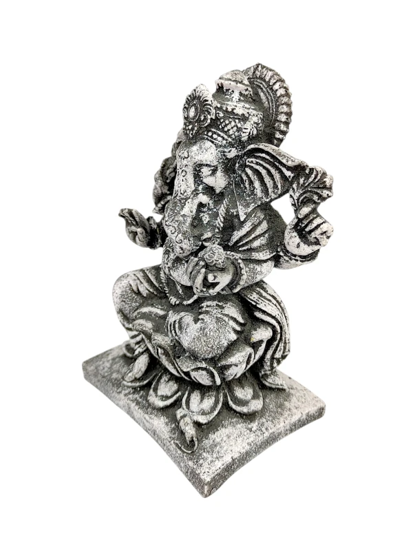 Kamienny Ganesha 17 cm – granitowa figurka hinduistyczna