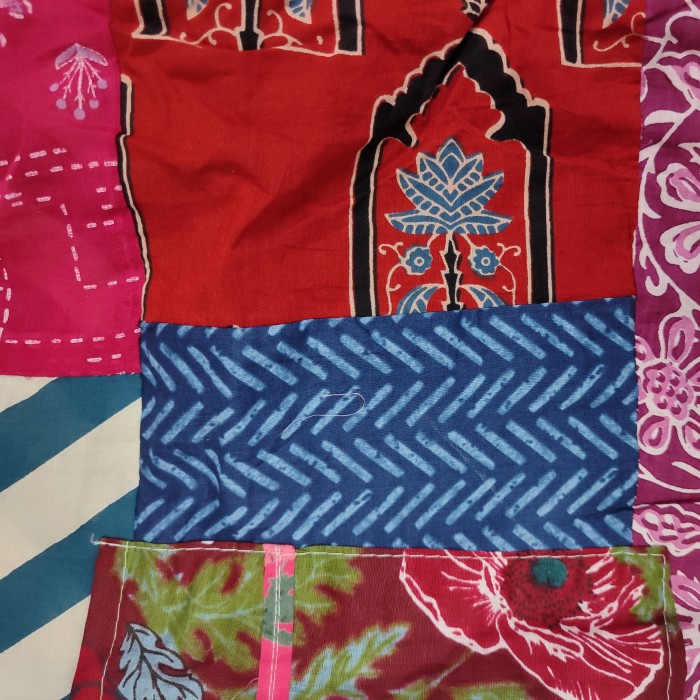 Wielokolorowe spodnie patchworkowe w stylu boho