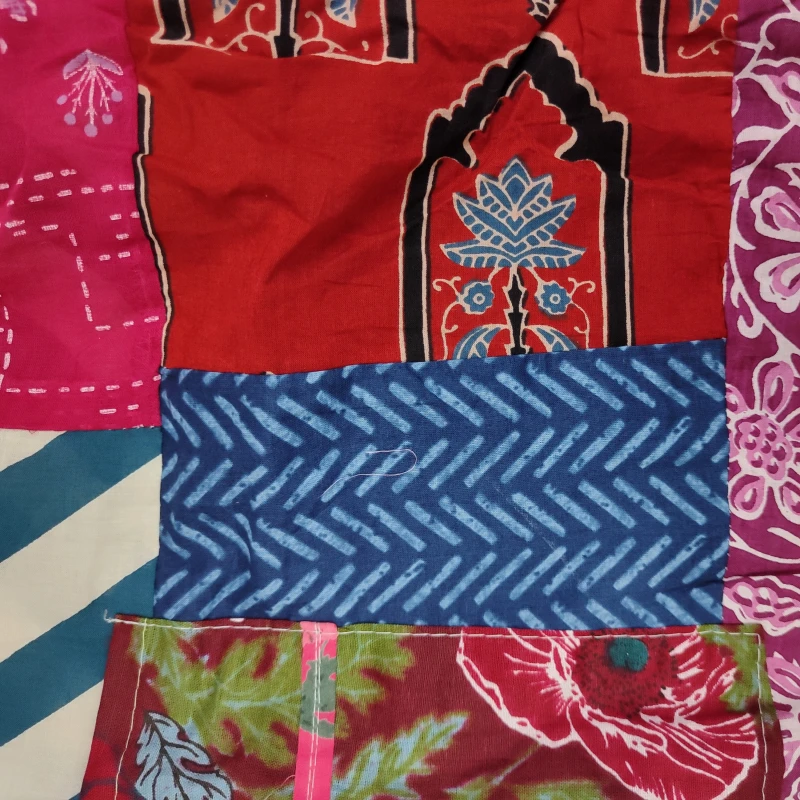 Wielokolorowe spodnie patchworkowe w stylu boho