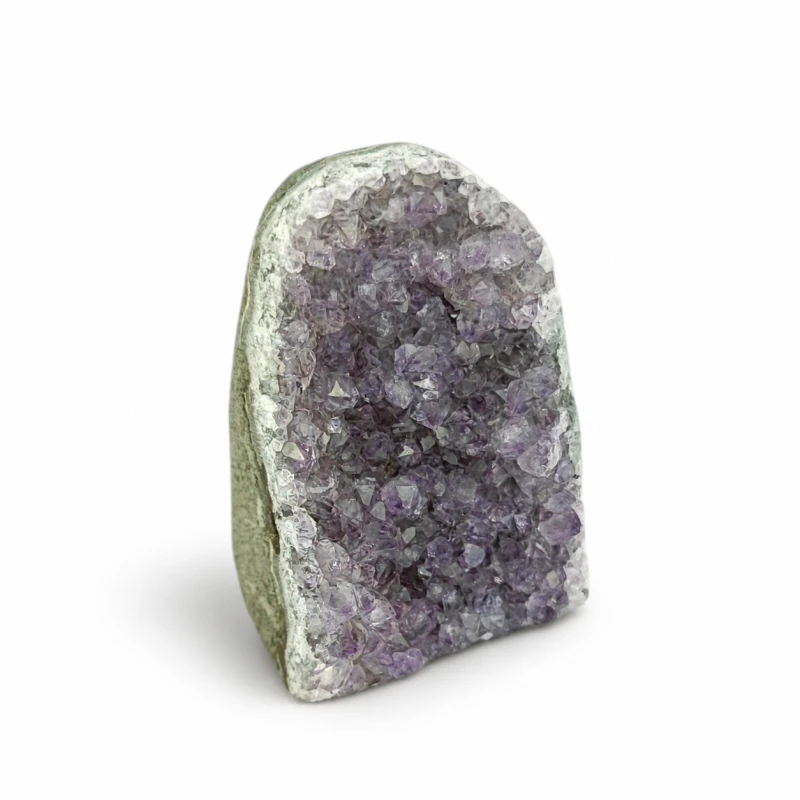 Naturalna geoda ametystowa z drobnymi fioletowymi kryształami – 4,5 cm