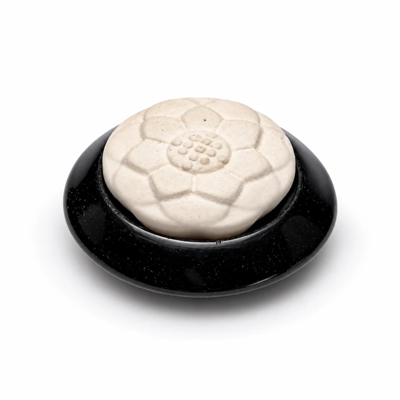 Black Lotus Ceramic Stone – ceramiczny dyfuzor zapachowy z porowatym kamieniem w kształcie lotosu
