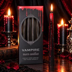 Świeca Vampire Tears podczas palenia – czerwony wosk spływający po czarnej powierzchni świecy